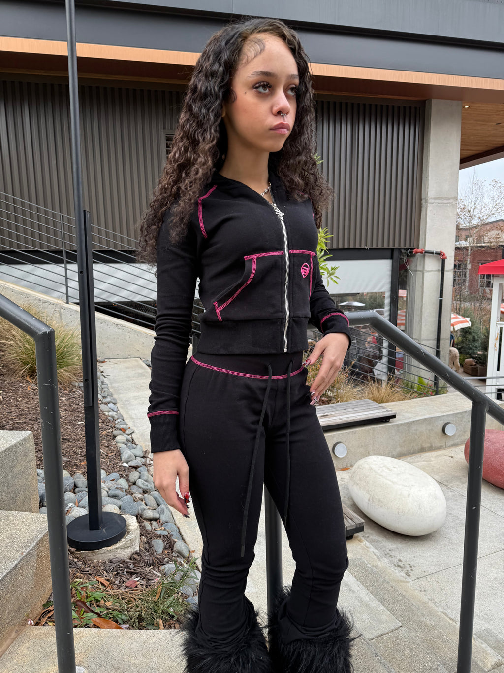 Onyx Sweatpants (black/pink)